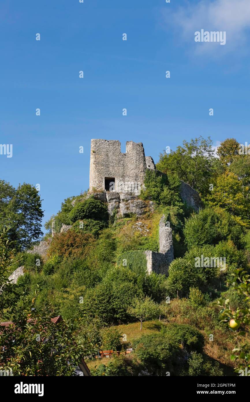 Bichishausen castle ruins, Grosses Lautertal near Muensingen, Baden-Wuerttemberg, Germany Stock Photo