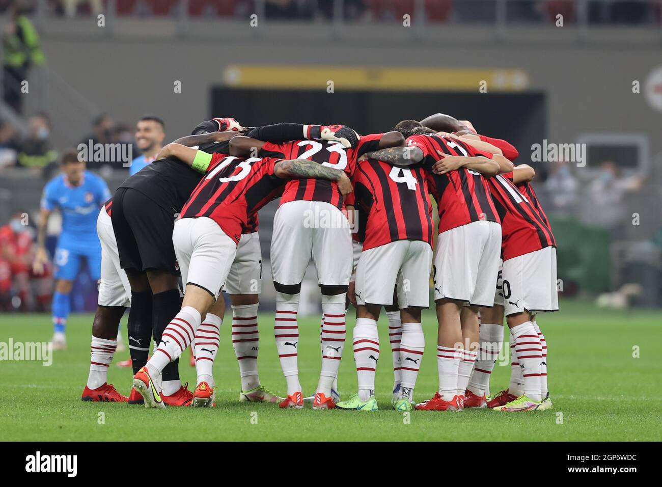 Milan, Italy. 28th Sep, 2021. AC Milan team during the UEFA Champions  League 2021/22 Group Stage - Group B football match between AC Milan and  Club Atletico de Madrid at Giuseppe Meazza