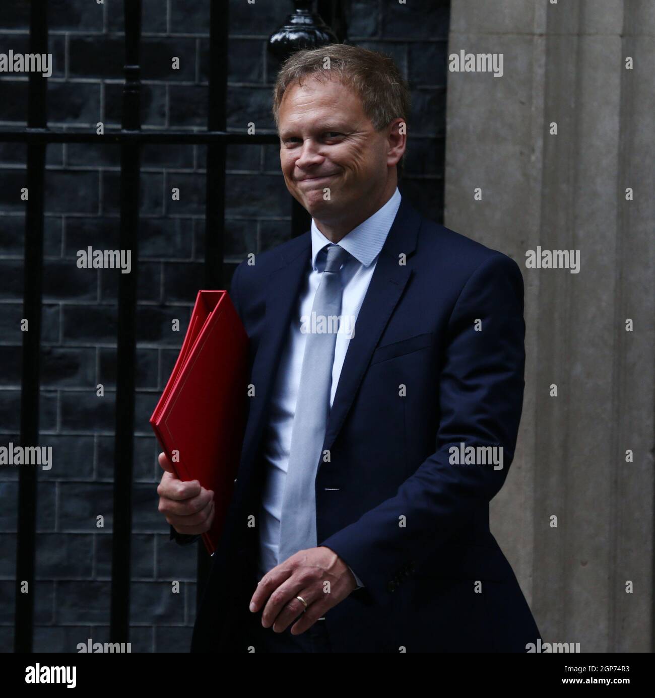 London, England, UK. 28th Sep, 2021. Secretary of State for Transport GRANT SHAPPS is seen leaving 10 Downing Street. (Credit Image: © Tayfun Salci/ZUMA Press Wire) Credit: ZUMA Press, Inc./Alamy Live News Stock Photo