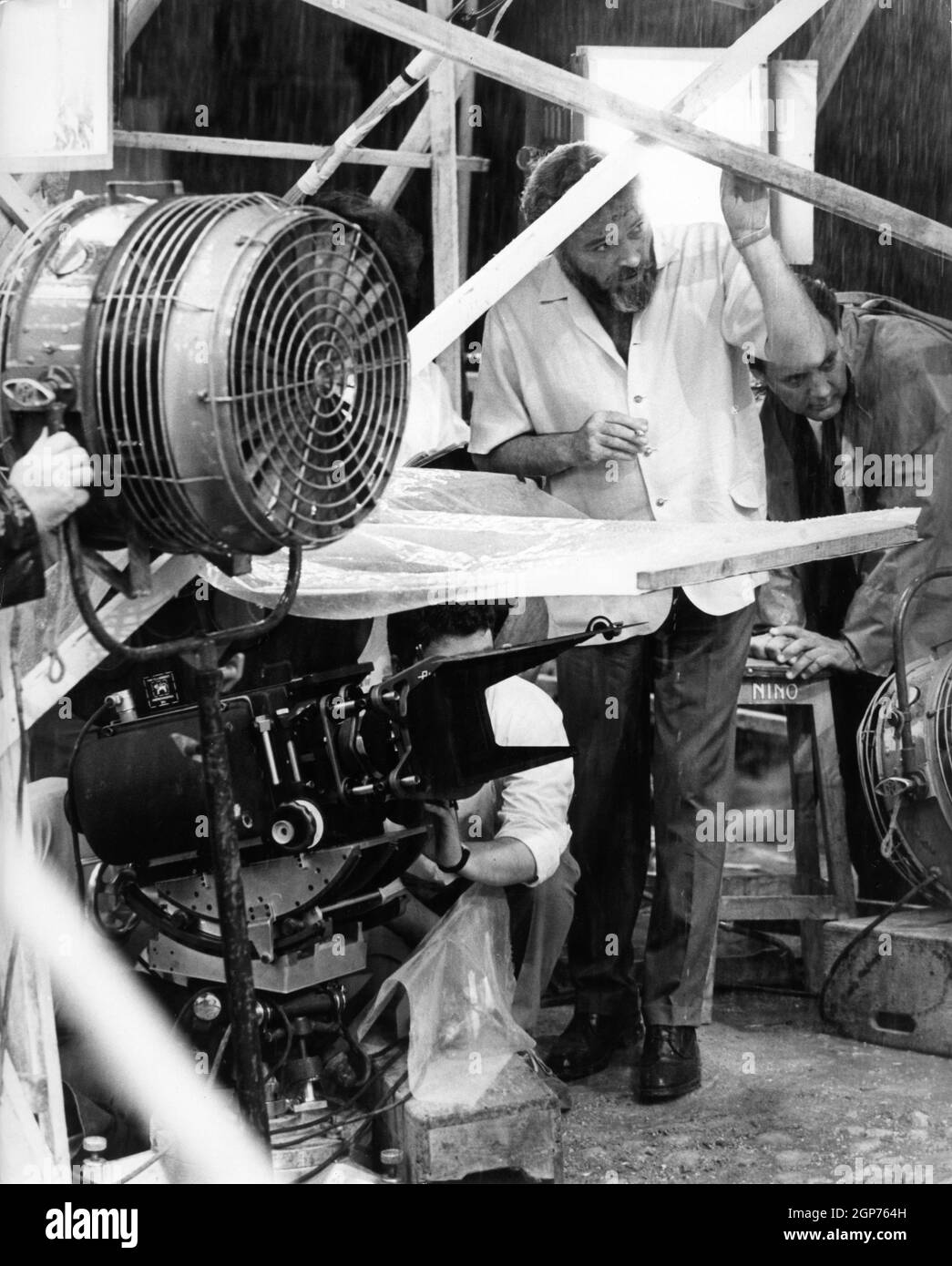 RICHARD BURTON on set candid by BOB PENN with Panavision Camera during ...
