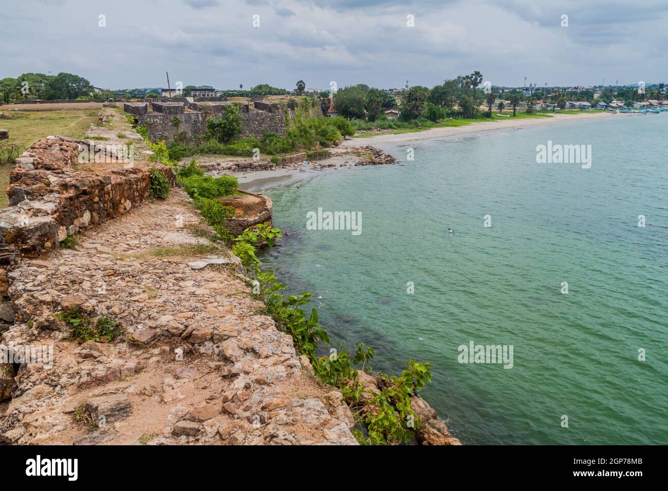 Walls Of Fort Frederick In Trincomalee Sri Lanka Stock Photo Alamy walls-of-fort-frederick-in-trincomalee-sri-lanka-stock-photo-alamy