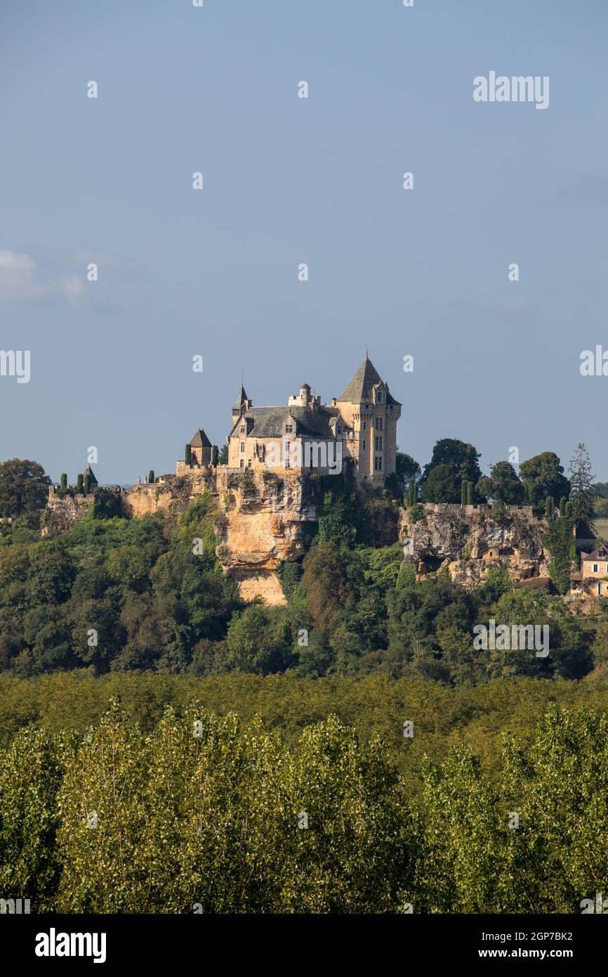 Chateau de Montfort in the Dordogne valley. France Stock Photo Alamy