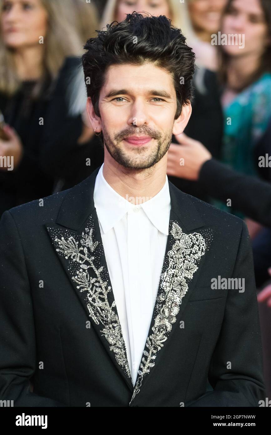 Ben whishaw hi-res stock photography and images - Alamy