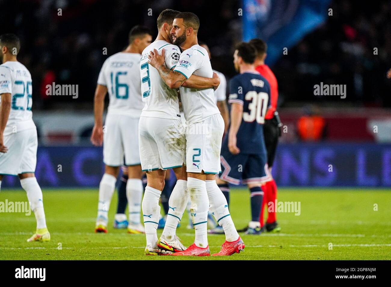 PARIS, FRANCE - SEPTEMBER 28: Ruben Dias of Manchester City FC and Kyle  Walker of Manchester City FC during the Champions League match between Paris  Saint-Germain and Manchester City FC at Parc