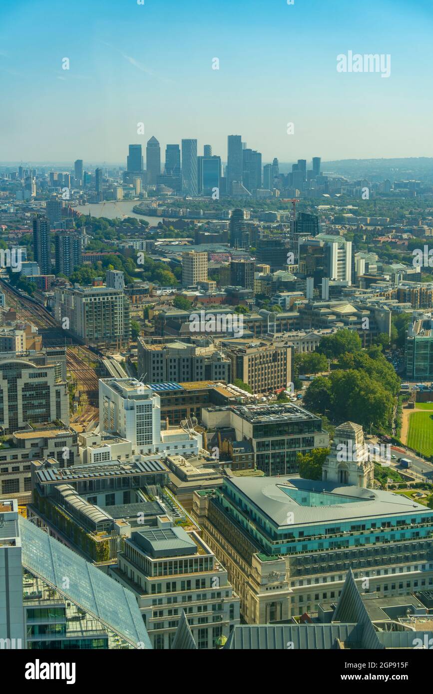 Aerial view of Canary Wharf and the river Thames, London, England ...
