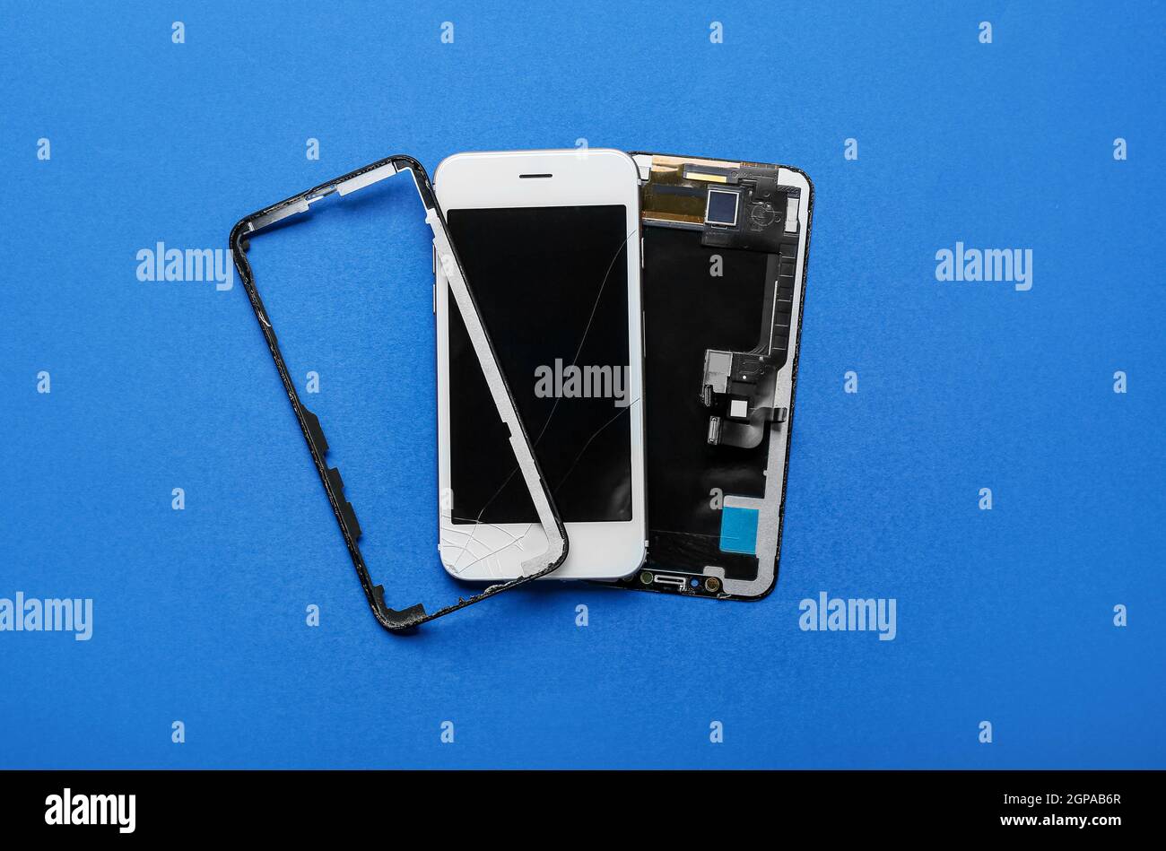Broken disassembled destroyed hi-res stock photography and images - Alamy