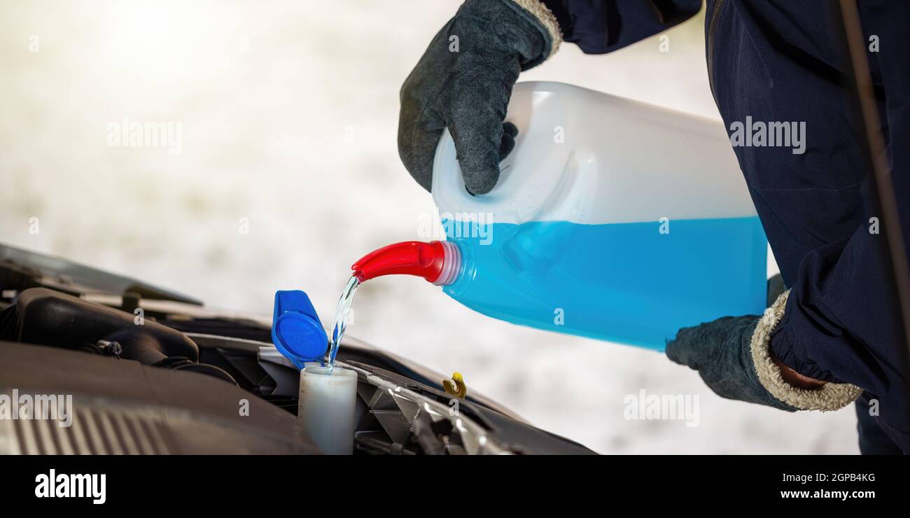 Antifreeze and coolant hires stock photography and images Alamy