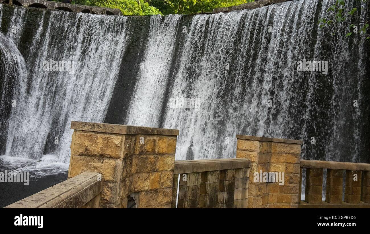 Cascade Type Waterfall High Resolution Stock Photography and Images - Alamy
