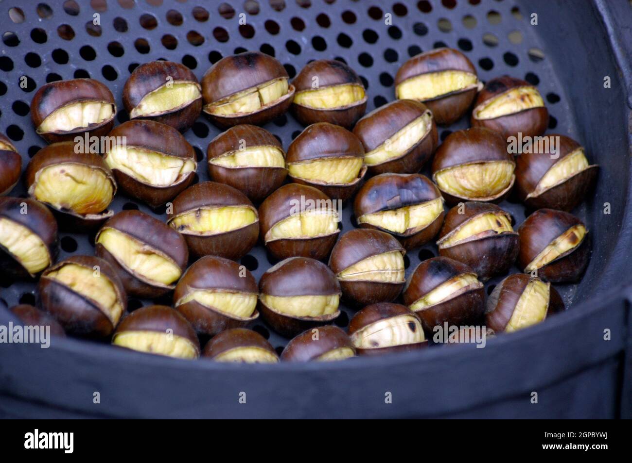 Chestnuts roaster hi-res stock photography and images - Alamy
