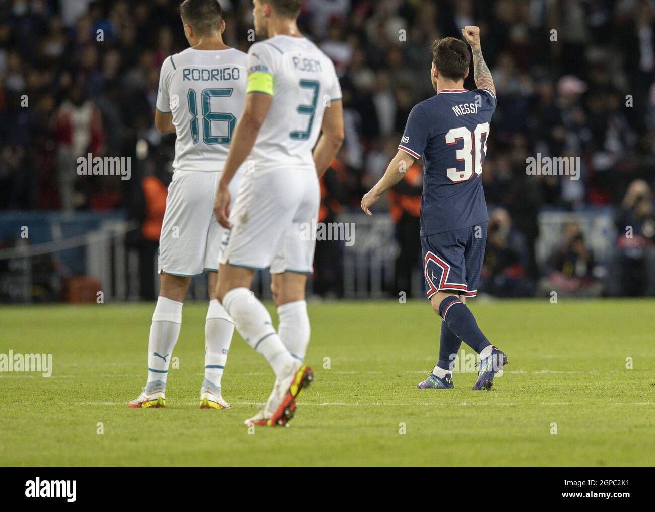 Lionel messi psg goal hi-res stock photography and images - Alamy