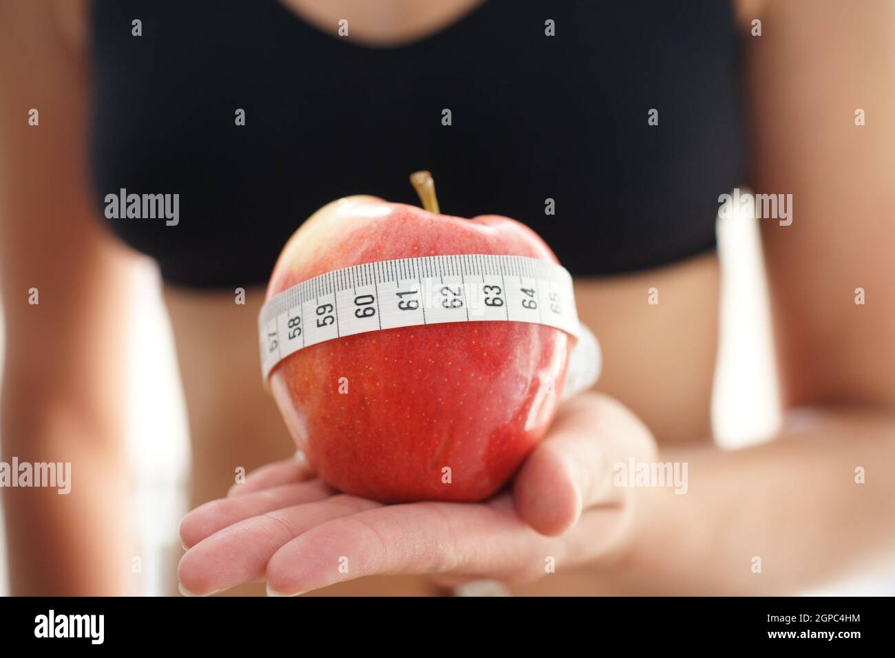Theory or practice in German language Theorie oder Praxis on computer keyboard - knowhow learning Stock Photo