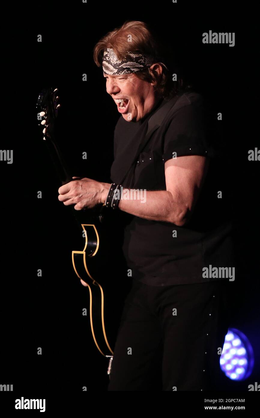 George Thorogood Los Angeles tickets - The Grammy Museum - 11/30/2023