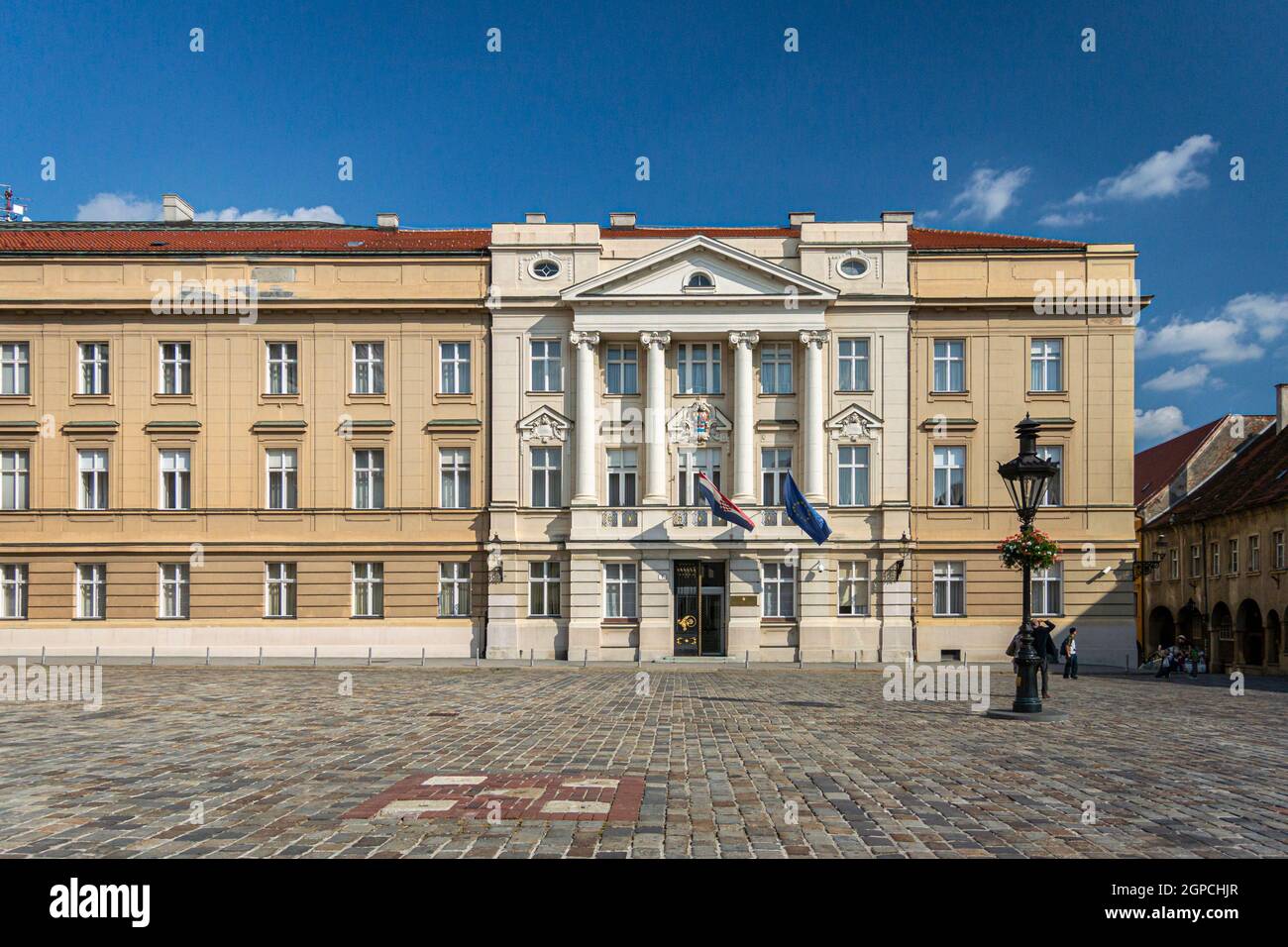 Building of the croatian parliament hi-res stock photography and images ...