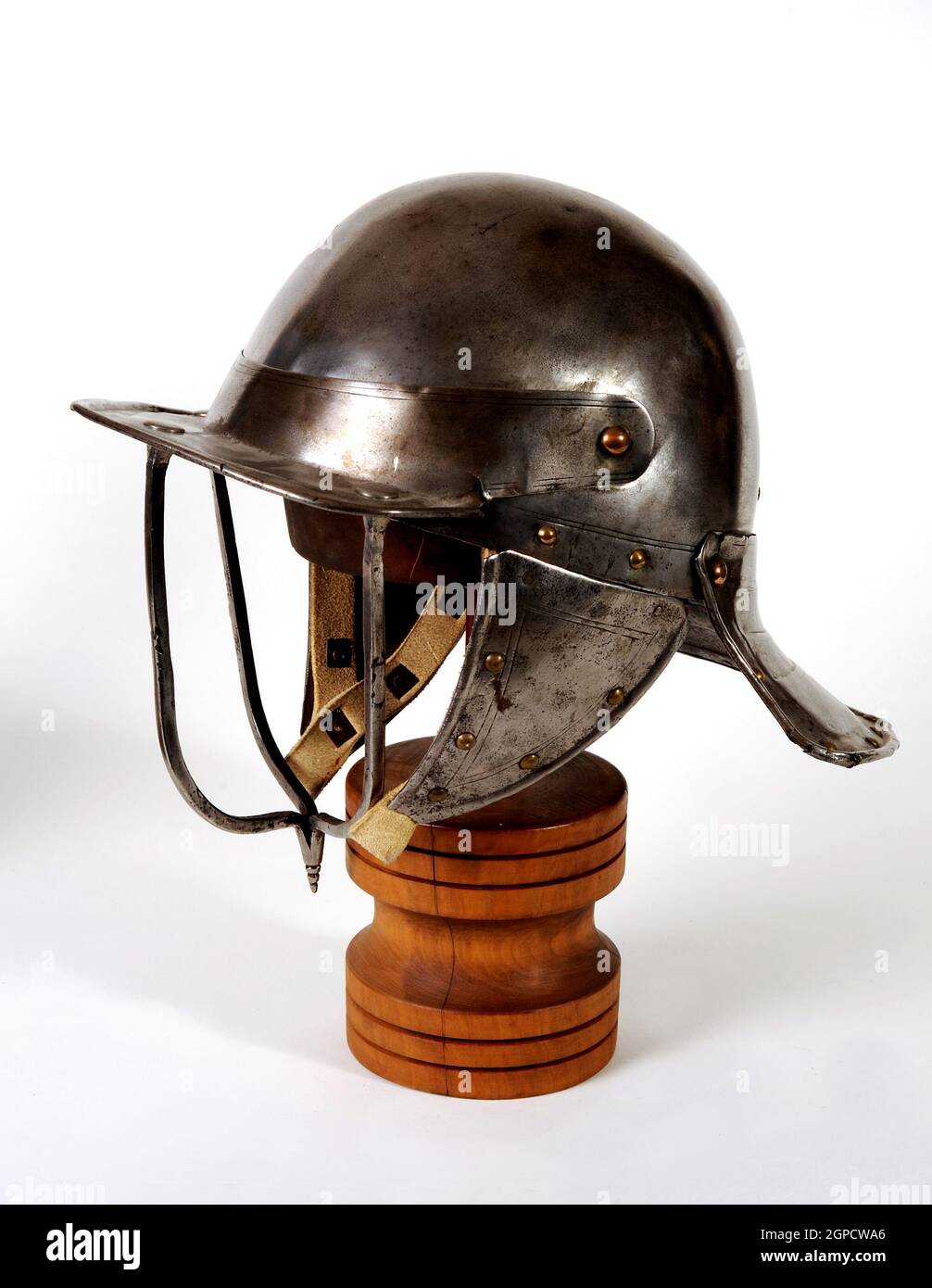 Battle helmet hi-res stock photography and images - Alamy