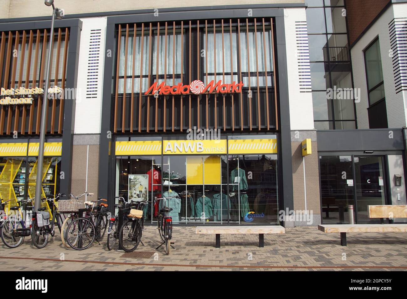 MediaMarkt - Media Markt storefront in Eindhoven NL - Media Markt is a  German multinational chain of consumer electronics stores with over 1000  stores Stock Photo - Alamy