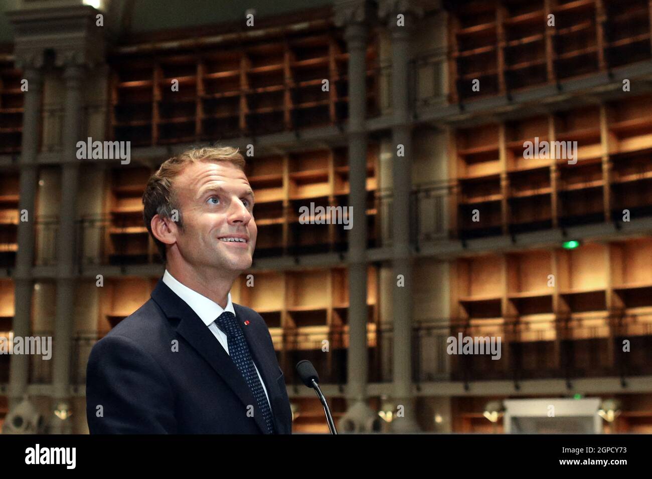 Le président Emmanuel Macron - Le Président de la République s'est rendu  sur le site Richelieu, berceau historique de la Bibliothèque nationale de  France (BnF), mardi 28 septembre 2021, à lÂ'occasion de