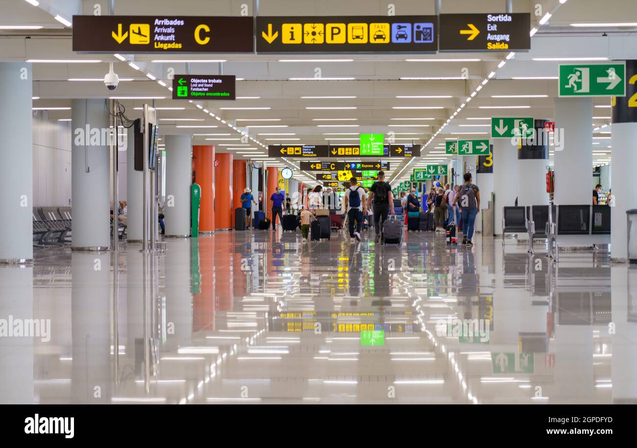 Palma De Mallorca, Spain. 26th Sep, 2021. Passengers pass through the  airport. Aeropuerto de Son San Juan Airport is one of three international  commercial airports in the Balearic Islands. In 2019, it
