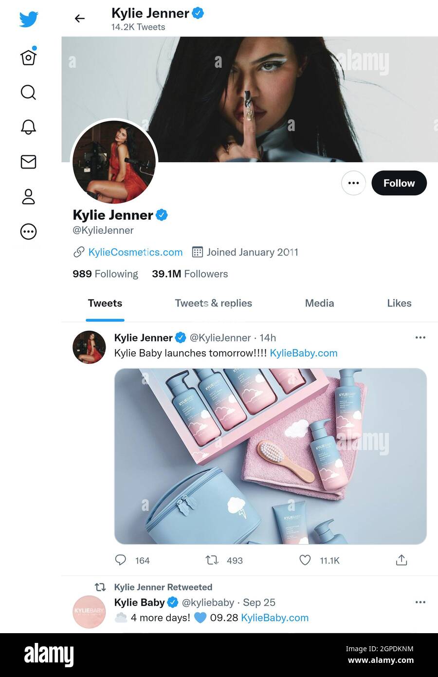Twitter page (Sept 2021) of Kylie Jenner Stock Photo