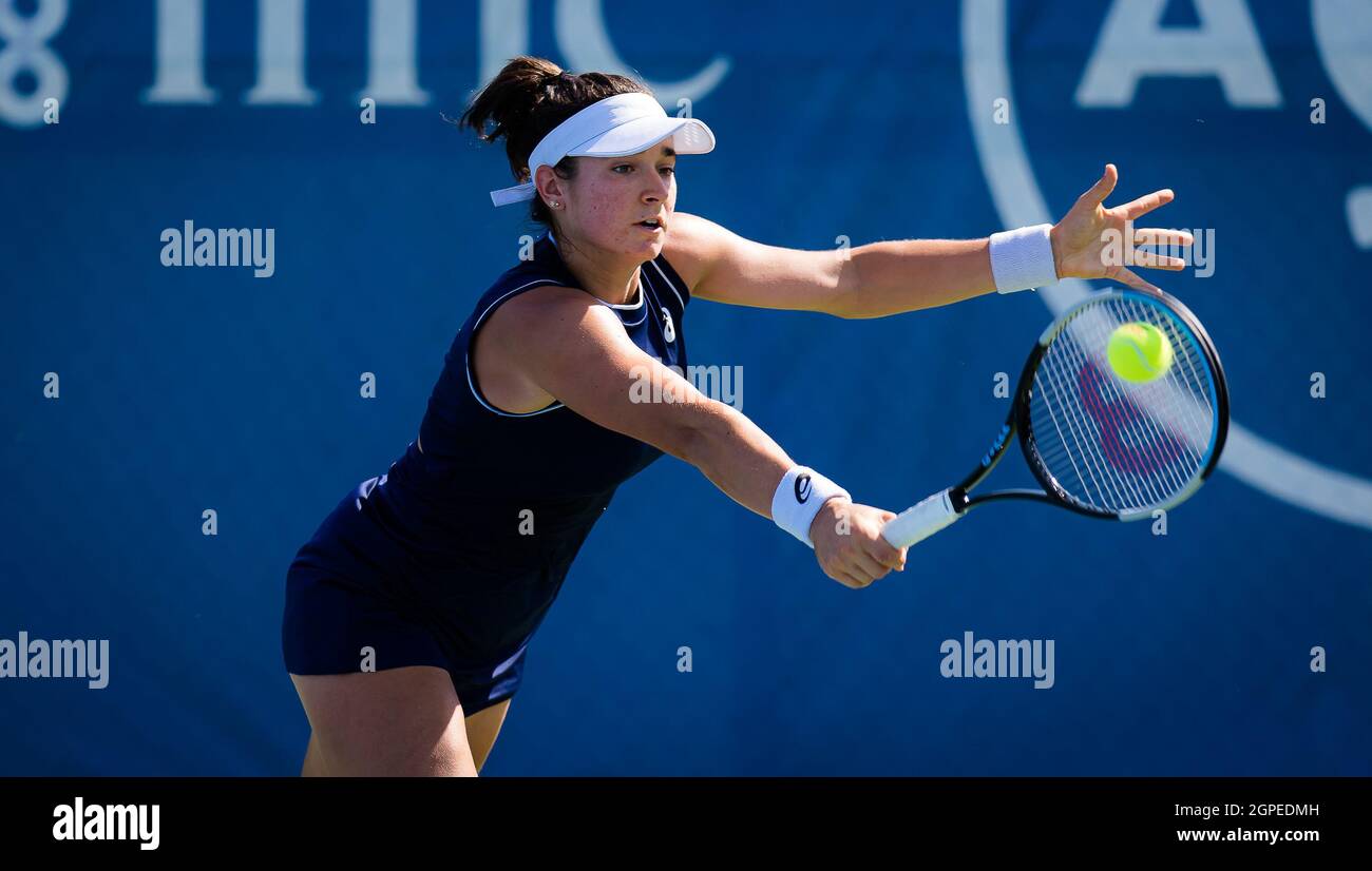Carolin Dolehide of the United States in action during the first round of the 2021 Chicago Fall Tennis Classic WTA 500 tennis tournament against Maddison Inglis of Australia on September 27, 2021 in Chicago, USA - Photo: Rob Prange/DPPI/LiveMedia Stock Photo