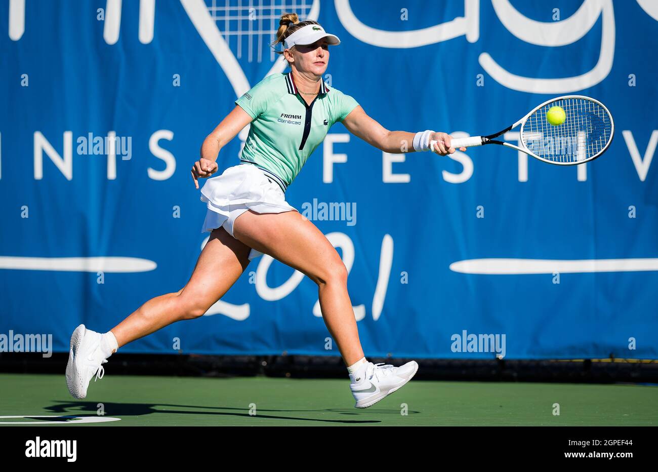 Jil Teichmann of Switzerland in action during the first round of the 2021  Chicago Fall Tennis Classic WTA 500 tennis tournament against Kaia Kanepi  of Estonia on September 28, 2021 in Chicago,