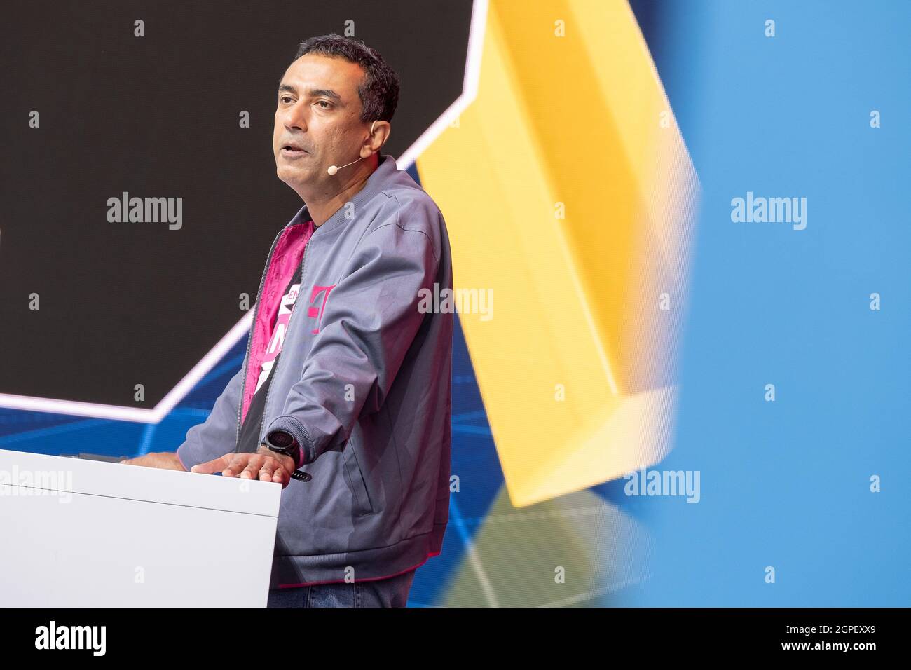 Sirini Gopalan Hi Res Stock Photography And Images Alamy Srini Gopalan Member Of The Board Of Directors Spokesman Of The Executive Board Deutsche Telekom Ag Telekom Deutschland 2GPEXX9