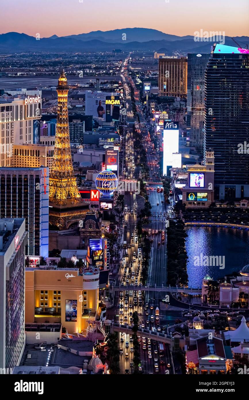 Aerial View Of Las Vegas Strip At Night In Nevada Stock Photo - Download  Image Now - Urban Skyline, Night, The Strip - Las Vegas - iStock