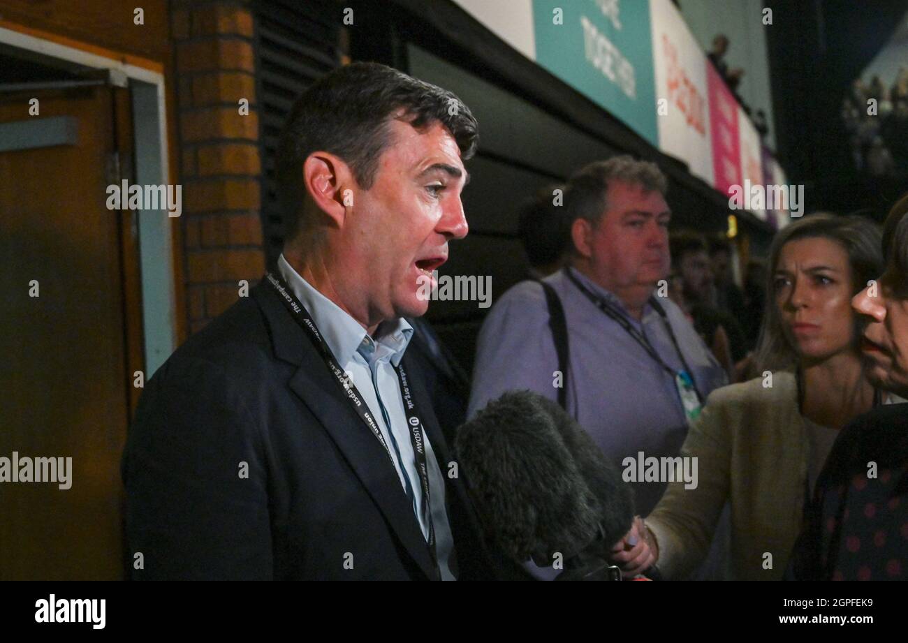andy-burnham-2021-hi-res-stock-photography-and-images-alamy
