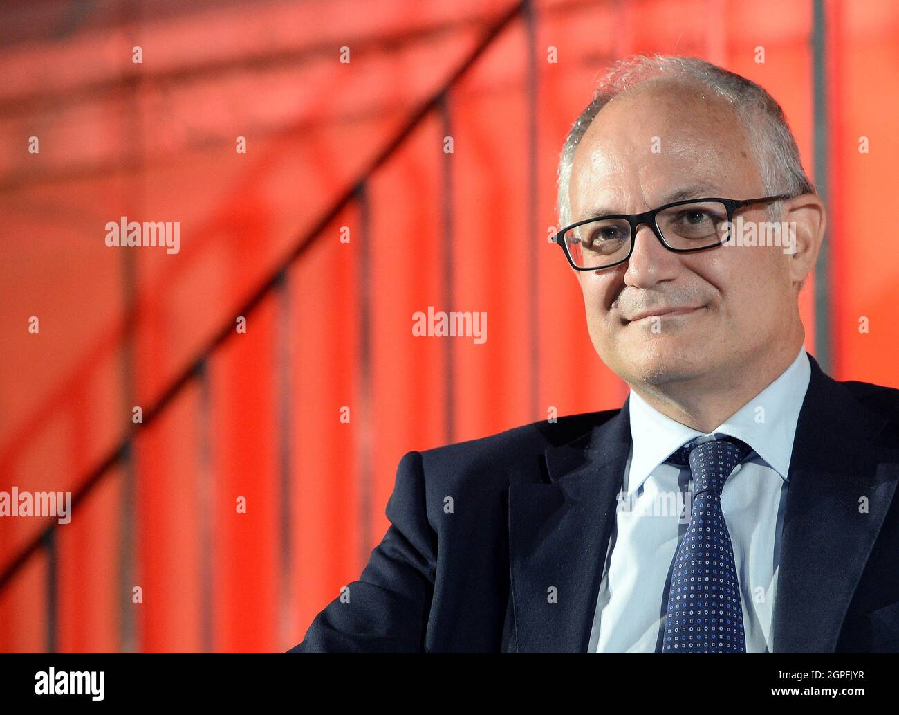 Italy, Rome, September 28, 2021 : Roberto Gualtieri, mayor candidate of the center-left for the next municipal elections in Rome, participates in an electoral meeting.   Photo © Fabio Cimaglia/Sintesi/Alamy Live News Stock Photo