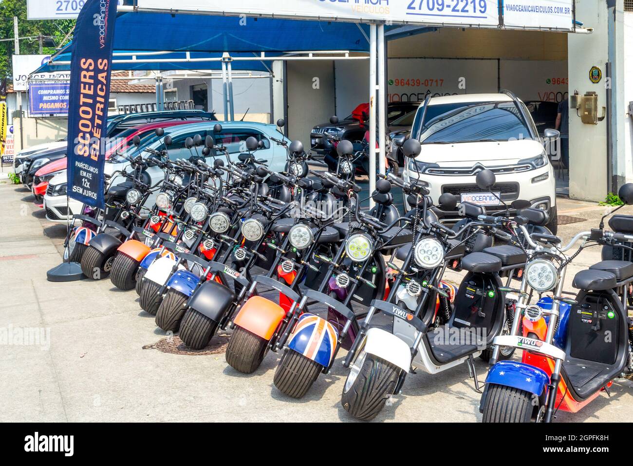 Group of electric scooters for sale at a dealership business in Niteroi,  Rio de Janeiro, Brazil Stock Photo - Alamy