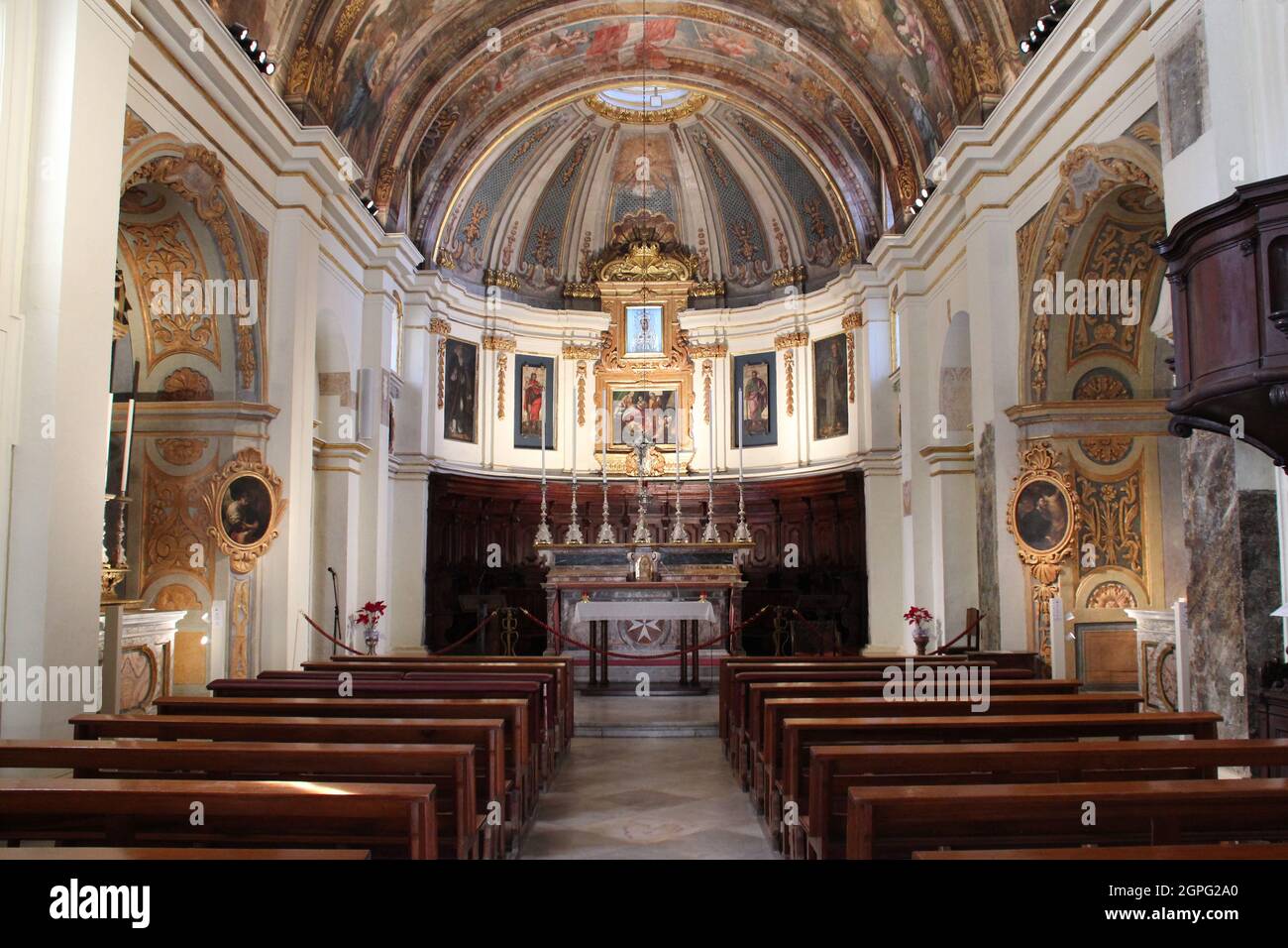 our lady of victory church in valletta (malta Stock Photo Alamy