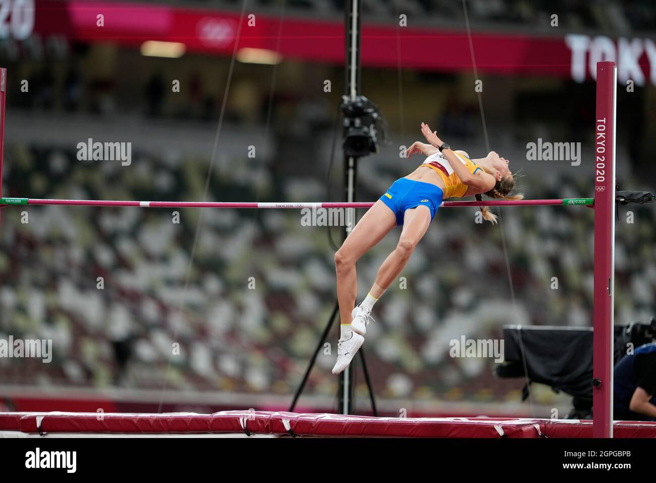 Yaroslava Mahuchikh participating in the high jump at the Tokyo 2020 Olympic Games Stock Photo