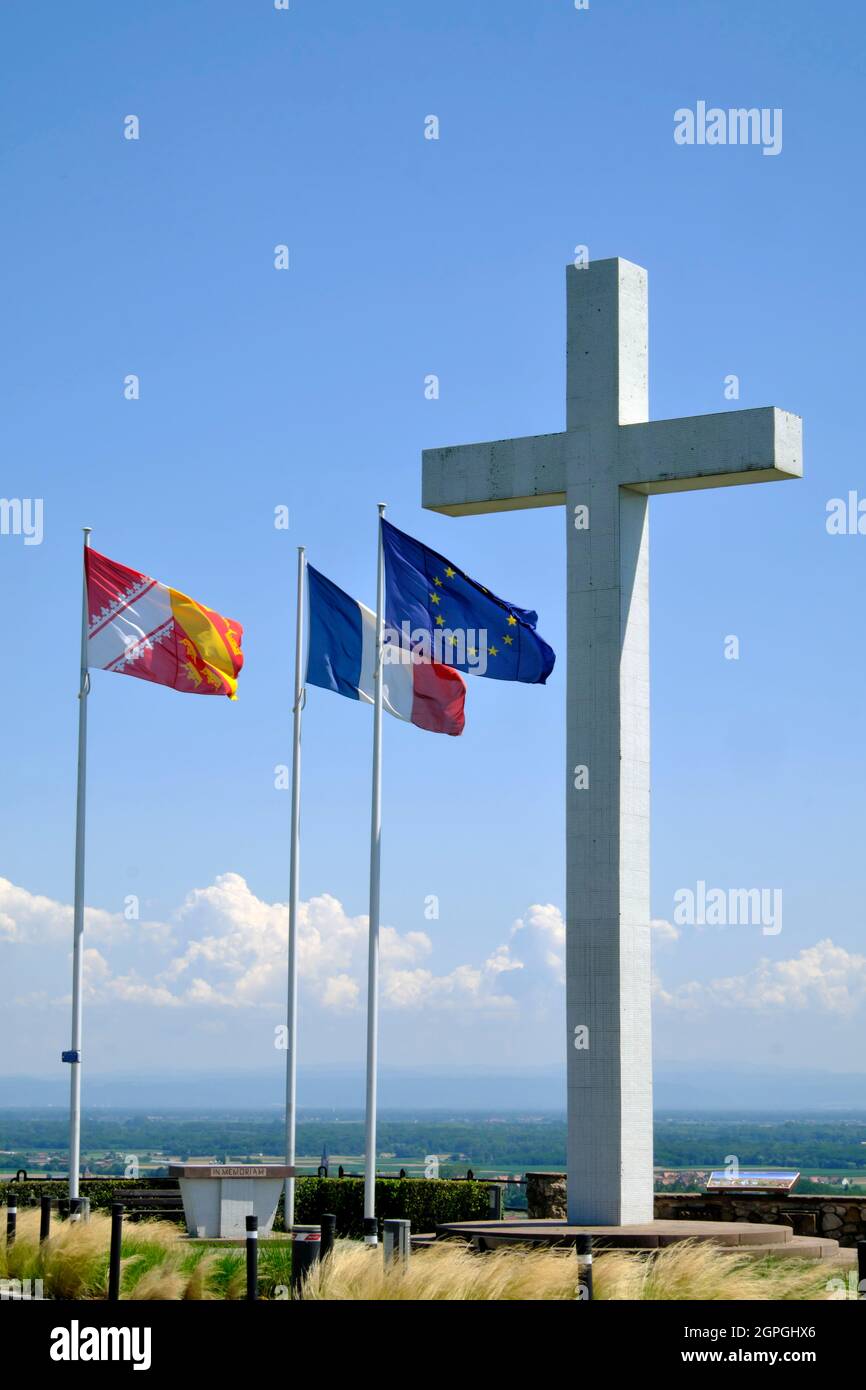 France, Bas Rhin, Obernai, Schenkenberg hill, vineyard, National Memorial of  the Incorporated of Force, cross, belvedere, view of the city Stock Photo -  Alamy