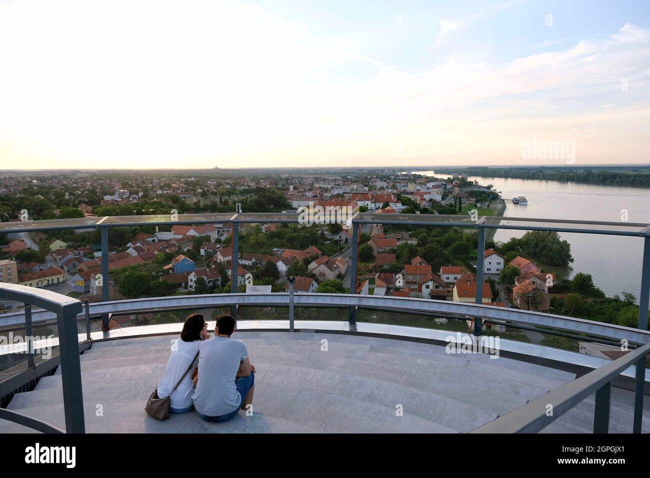 Croatia, Slavonia, Vukovar, the water tower, symbol of the city's resistance against the enemy during the siege of Vukovar in 1991, hit more than 600 times in 3 months, now a memorial, general view of the city with the Danube Stock Photo