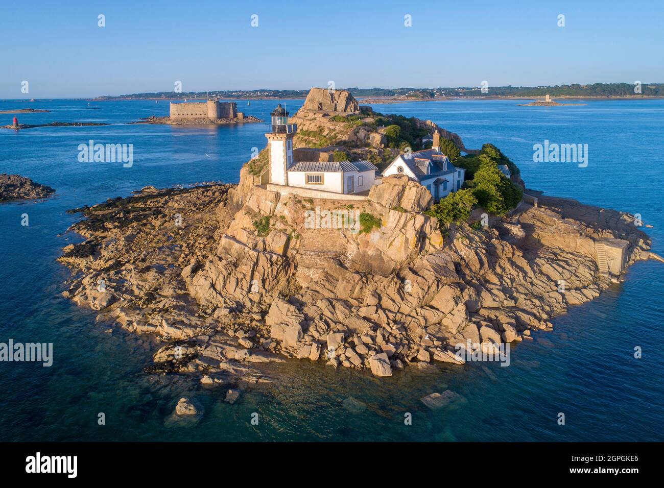 France, Finistere, Morlaix bay, Carantec, Louet island and Taureau castle built by Vauban in the 17th century (aerial view) Stock Photo