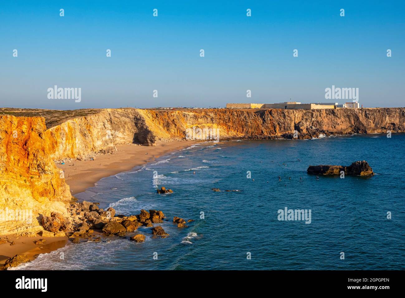 Portugal, Algarve, Sagres, the fortress or Fortaleza and the beach: praia Tonel Stock Photo