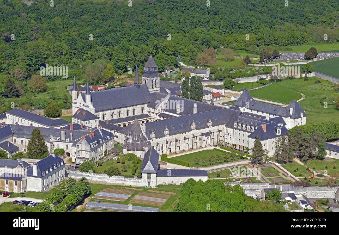 France, Pays de la Loire, Maine-et-Loire, Royal Abbey of Fontevraud (aerial view) Stock Photo