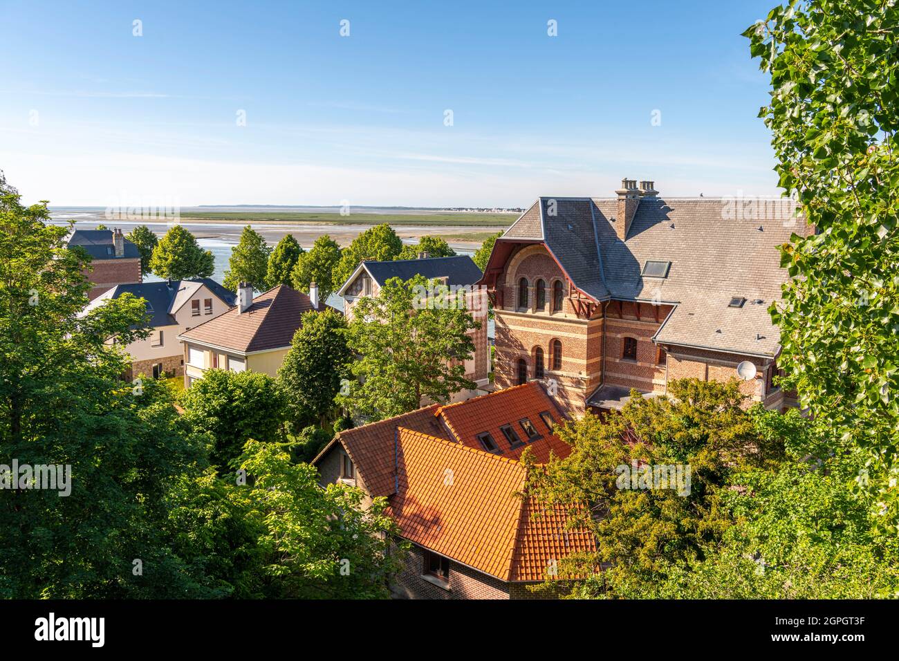 France, Somme (80), Bay of the Somme, Saint-Valery-sur-Somme, the old town, the old villas of the shipowners Stock Photo