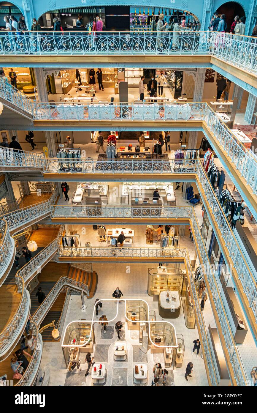 France, Paris, La Samaritaine department store Stock Photo - Alamy