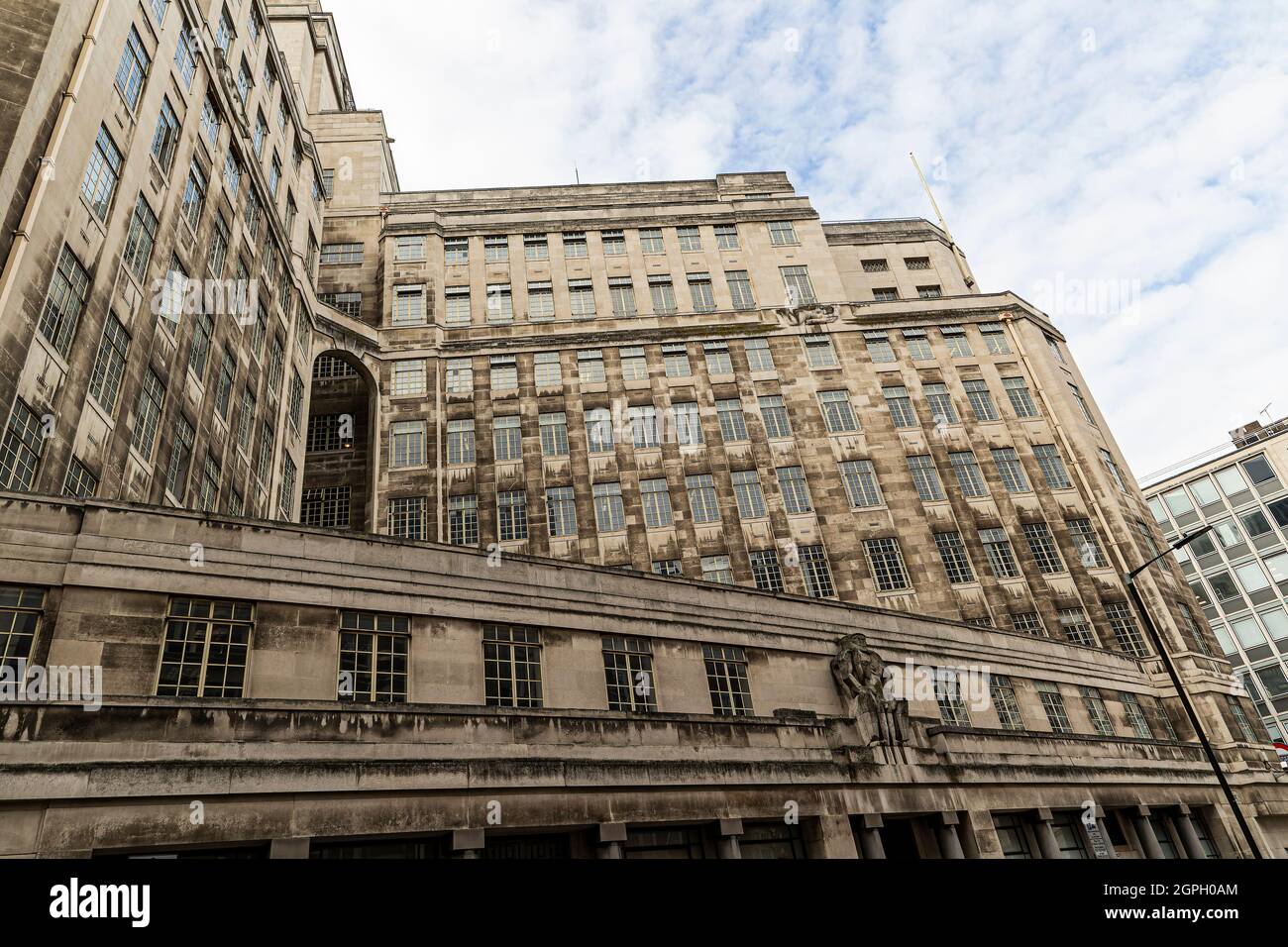 London Transport Head Office in Broadway, London Stock Photo Alamy