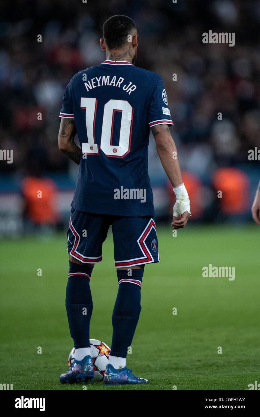 Neymar of Paris Saint-Germain during the UEFA Champions League group A match  between Paris Saint-Germain and Manchester City at Parc des Princes on Se  Stock Photo - Alamy