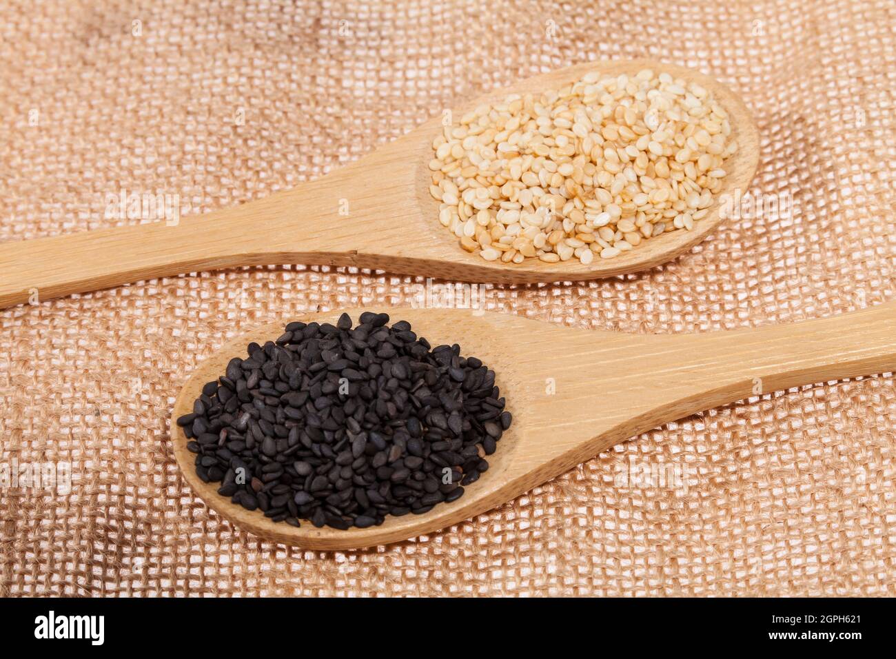 White sesame and black sesame seed - Sesamum indicum Stock Photo