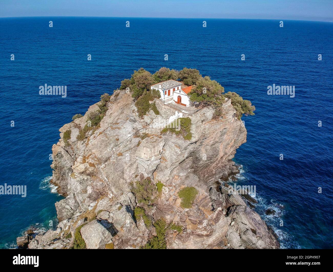 Aerial view of the famous small church Agios Ioannis in Skopelos where  scenes of Mamma Mia were filmed. Its located in the region of Kastri, about  7km Stock Photo - Alamy