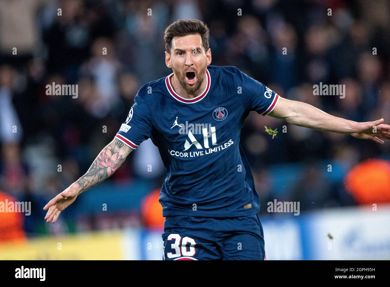 Paris, France - September 28: Lionel Messi Of Paris Saint-germain 