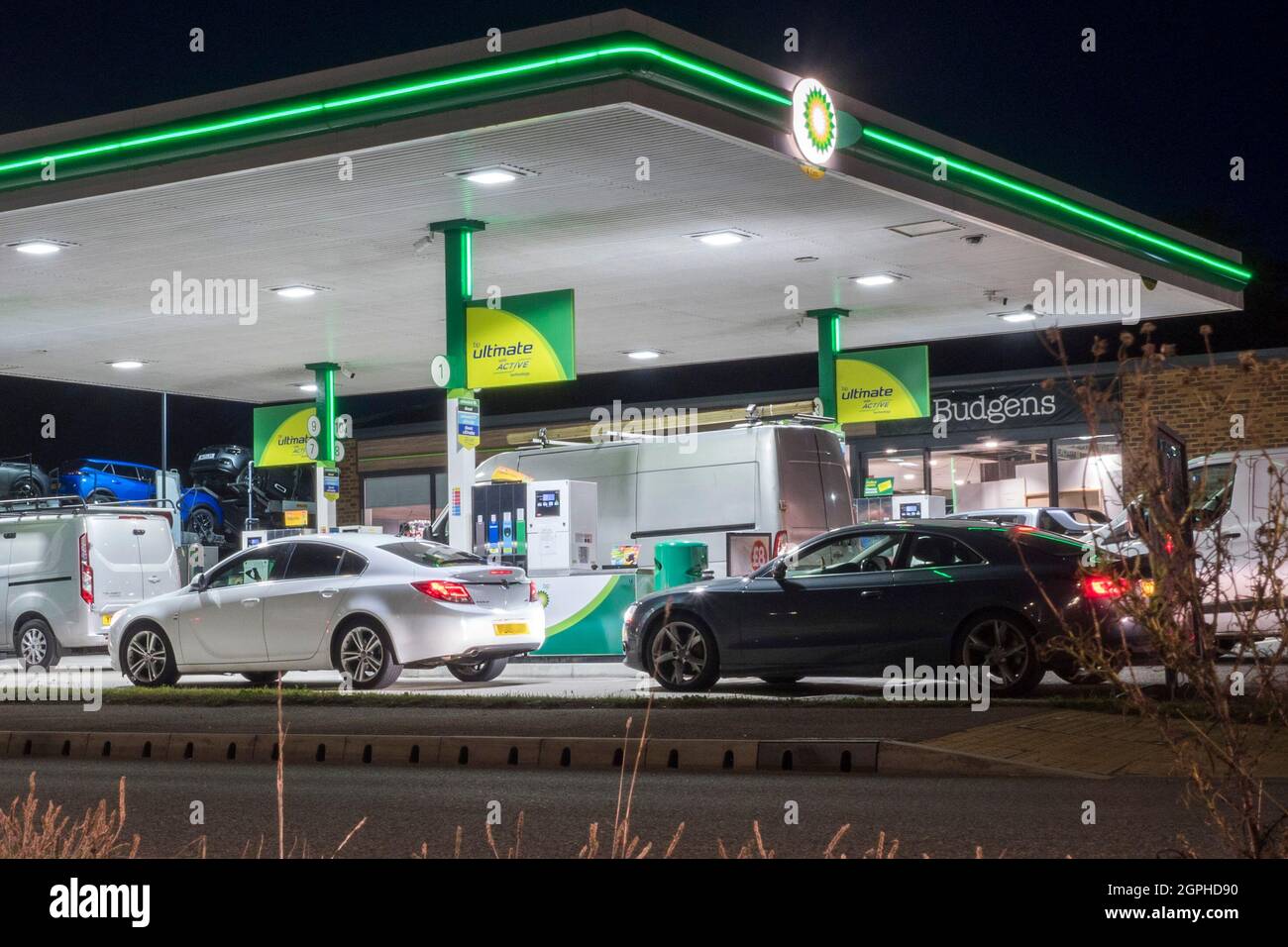 Queenborough, Kent, UK. 29th September, 2021. The BP Queenborough corner petrol station this evening. Queues were forming again, but a staff member was heard having to inform drivers there was only diesel, no petrol. Credit: James Bell/Alamy Live News Stock Photo