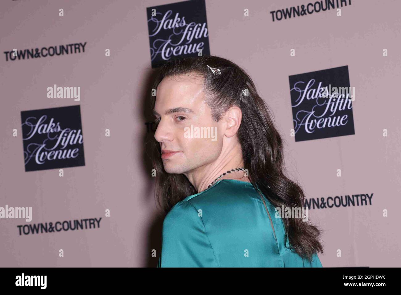 New York - NY - 20190124 Stars attended the Town & Country Jewelry ...