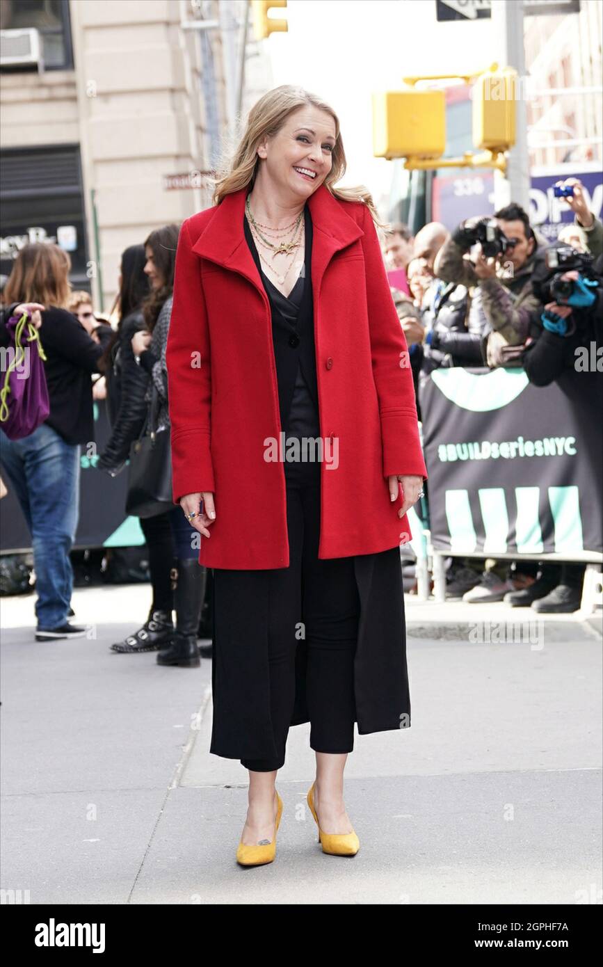 New York - NY - 20190402 Melissa Joan Hart and Issa Rae are seen
