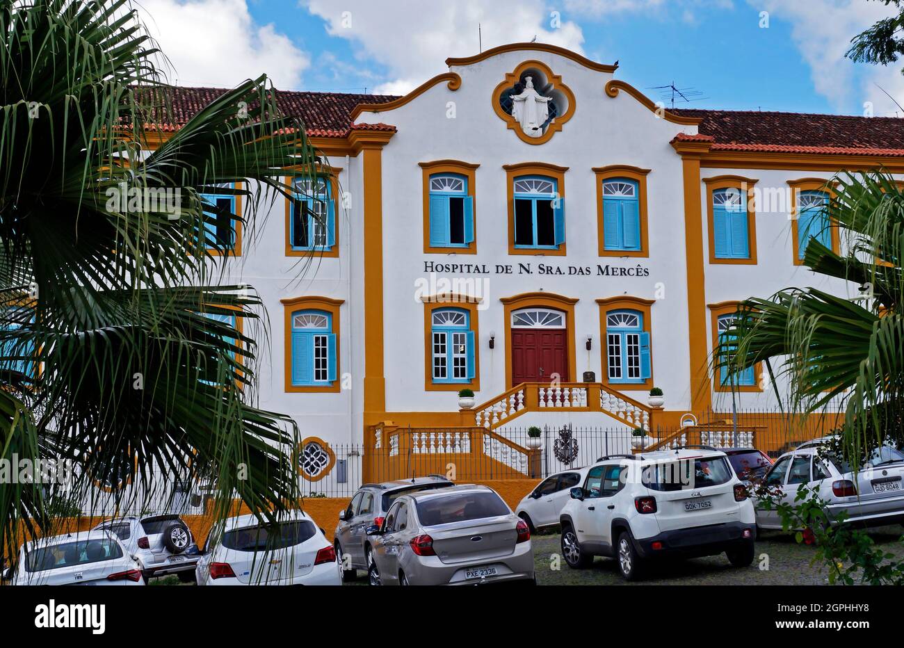 SAO JOAO DEL REI, MINAS GERAIS, BRAZIL - JANUARY 25, 2020: Hospital facade (Hospital Nossa Senhora das Merces) Stock Photo