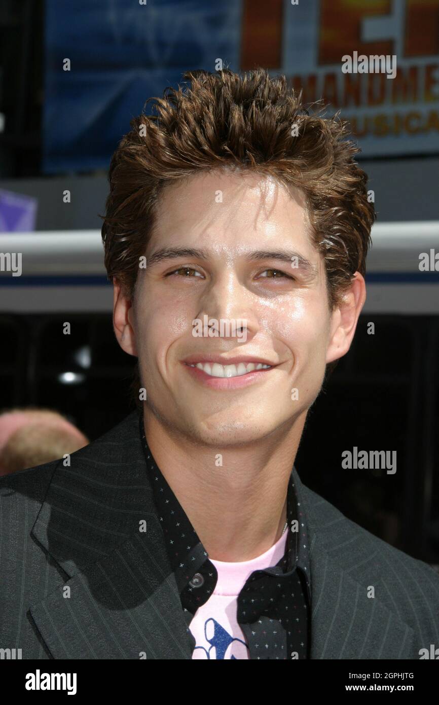 J.D. Pardo 07/10/04 &ldquo;A Cinderella Story&rdquo; Premiere at Grauman&rsquo;s Chinese