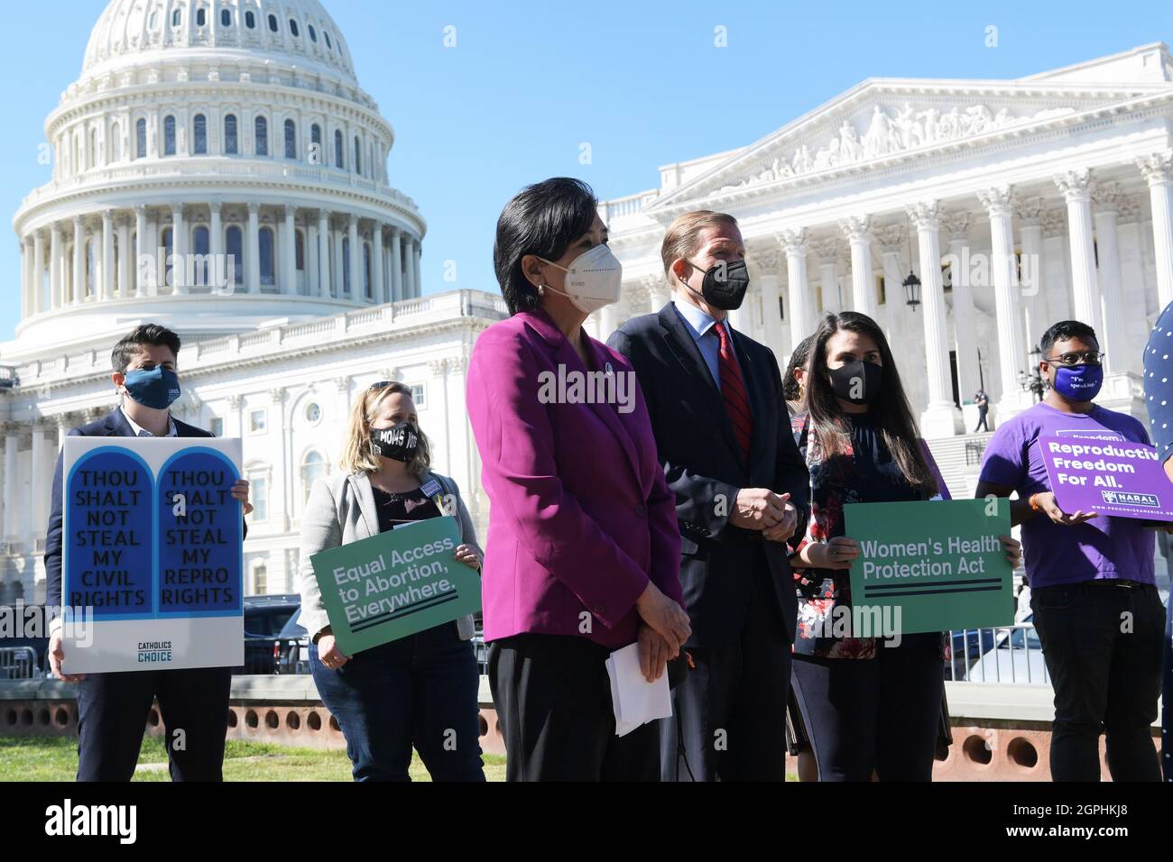 Washington, United States. 29th Sep, 2021. Senator Richard Blumenthal (D-CT) and Congresswoman Judy Chu (D-CA) during a press conference about Women's Health Protection Act, at Senate Swamp/Capitol Hill in Washington DC, USA. Credit: SOPA Images Limited/Alamy Live News Stock Photo