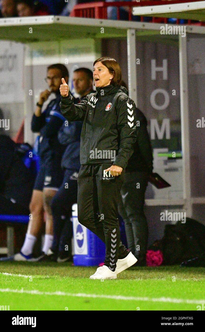 Crawley, UK. 29th Sep, 2021. Karen Hills Manager of Charlton Athletic gives the thumbs up to her players during the FA Women's Cup Quarter Final match between Brighton & Hove Albion Women and Charlton Athletic at The People's Pension Stadium on September 29th 2021 in Crawley, United Kingdom. (Photo by Jeff Mood/phcimages.com) Credit: PHC Images/Alamy Live News Stock Photo